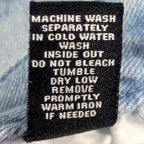 Rue 21 Curvy Denim Shorts Women Size 8 - Picture 7 of 8